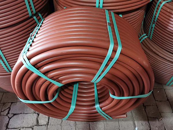 和硕和硕穿线管厂家告知大家管材选择哪种的好
