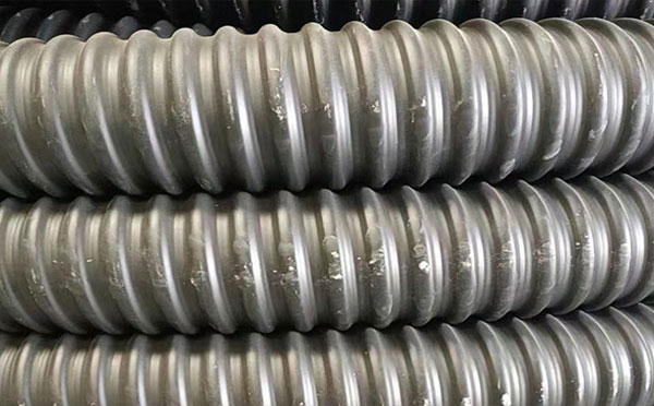 现代线缆防护的理想选择：和硕碳素波纹管技术特性与工程应用全景解析
